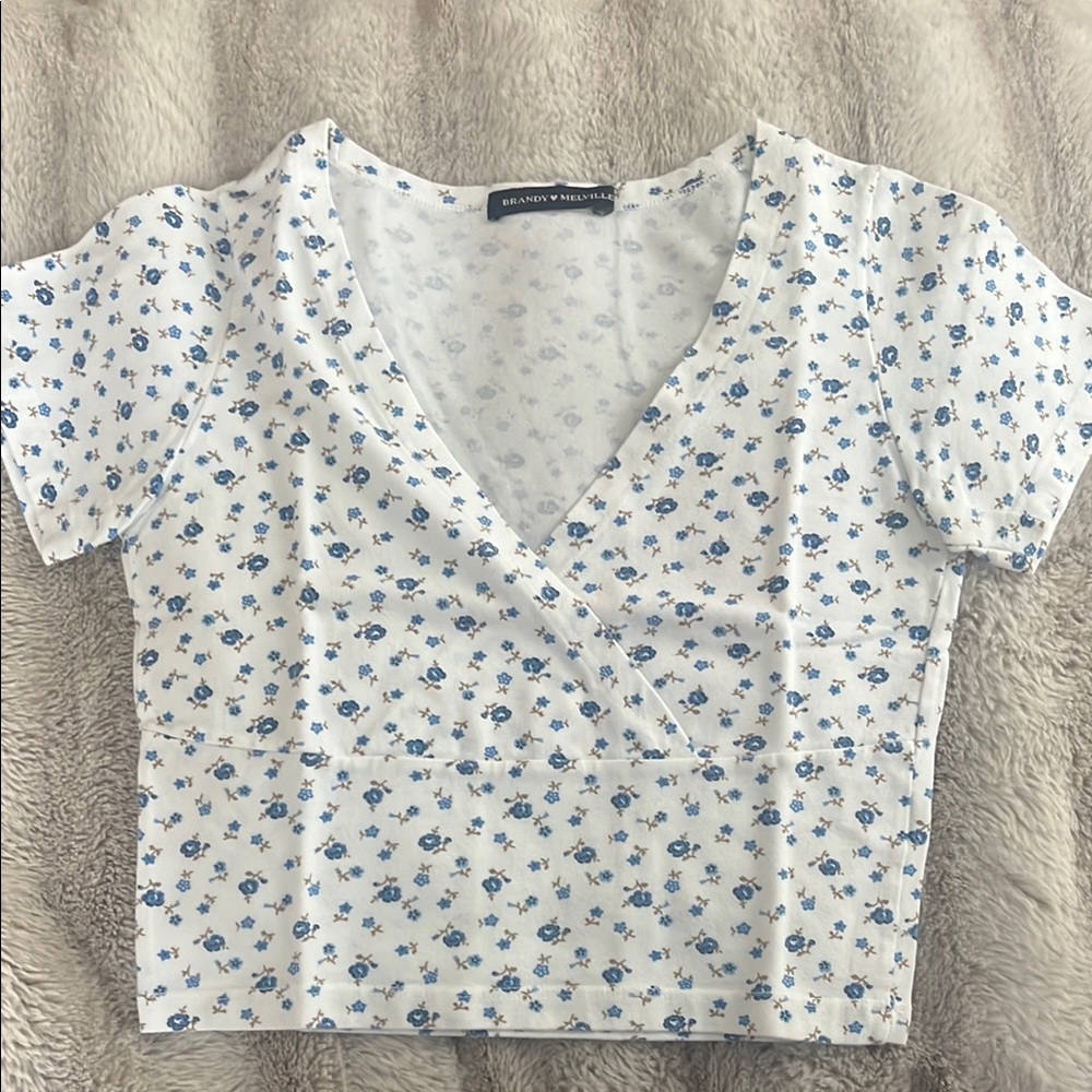 Brandy Melville White Floral Crop Blouse